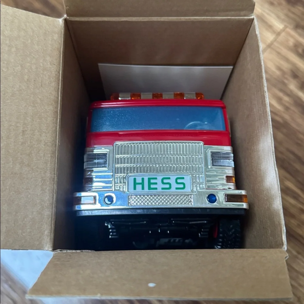Vintage Hess 2005 Emergency Truck with Rescue Vehicle collectible new in box